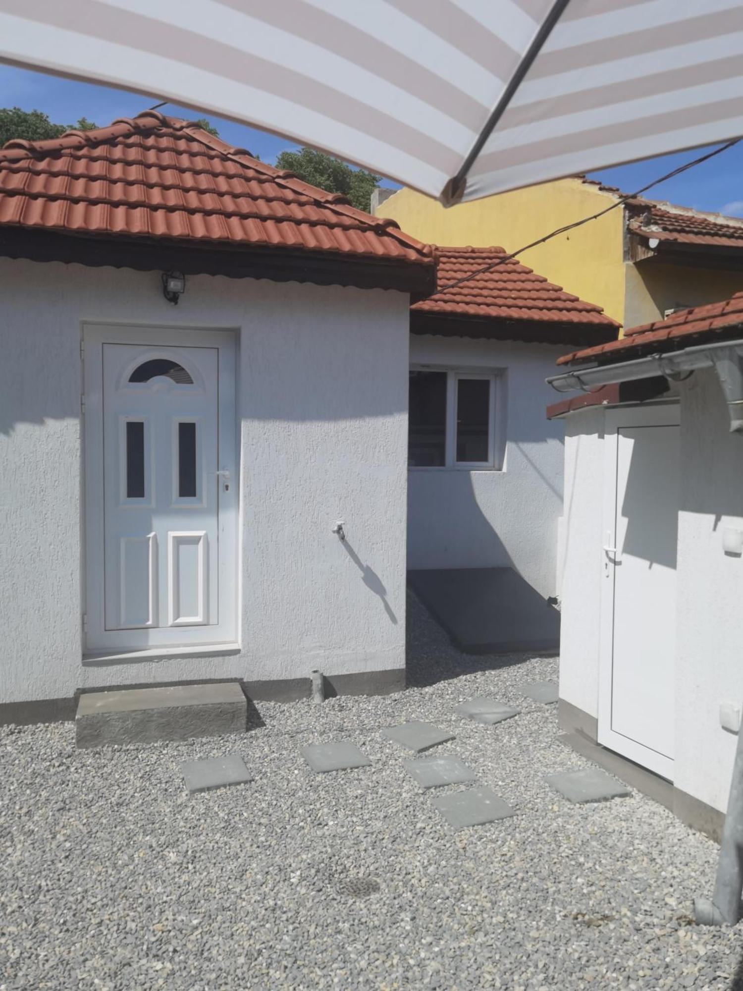 Nice House Near City Center Of Русе Екстериор снимка